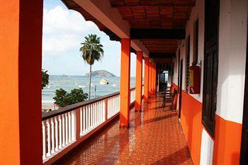 Hotel Villa Flores Rincon de Guayabitos Exterior photo
